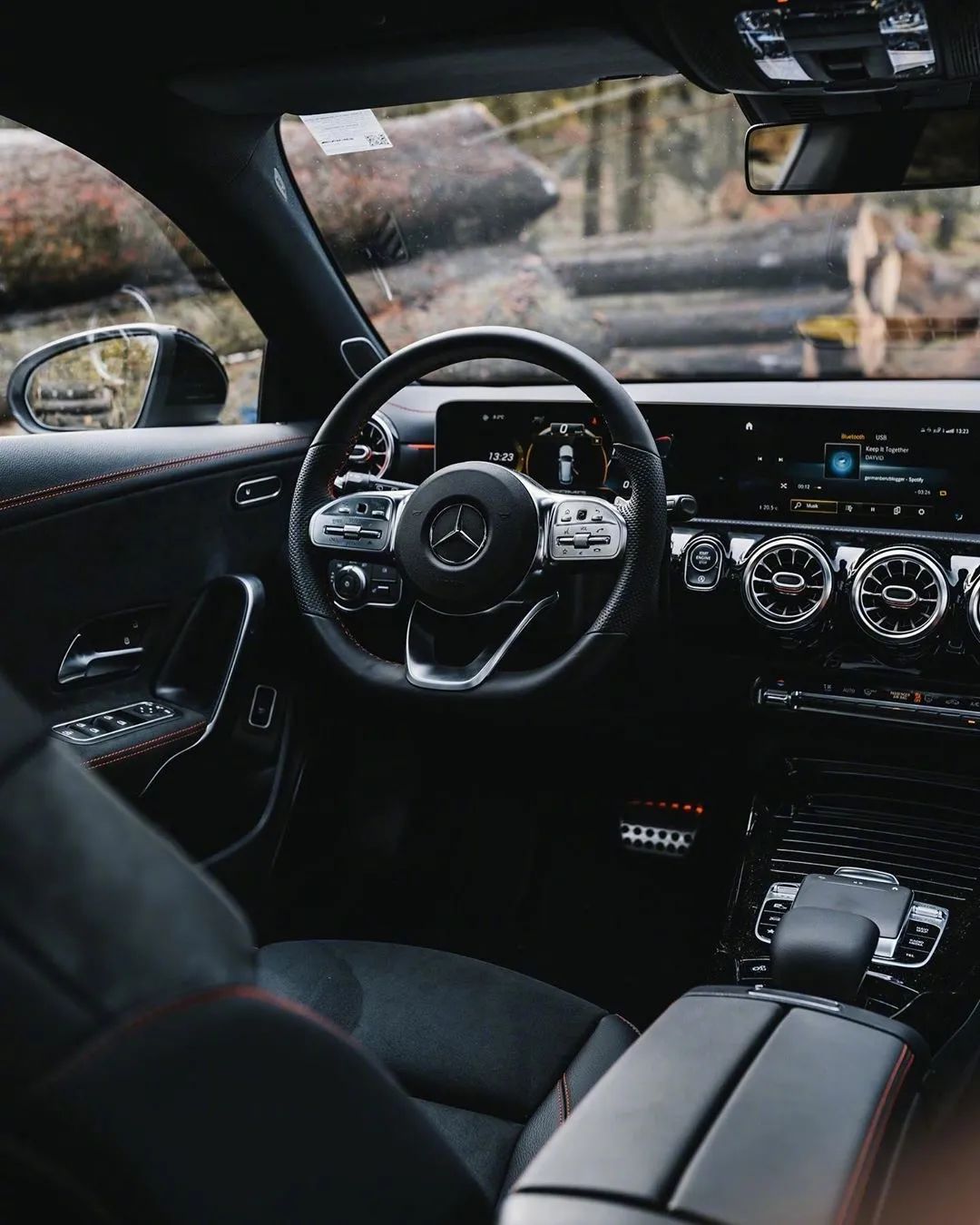 很少见的奔驰cla35猎装版 太帅了