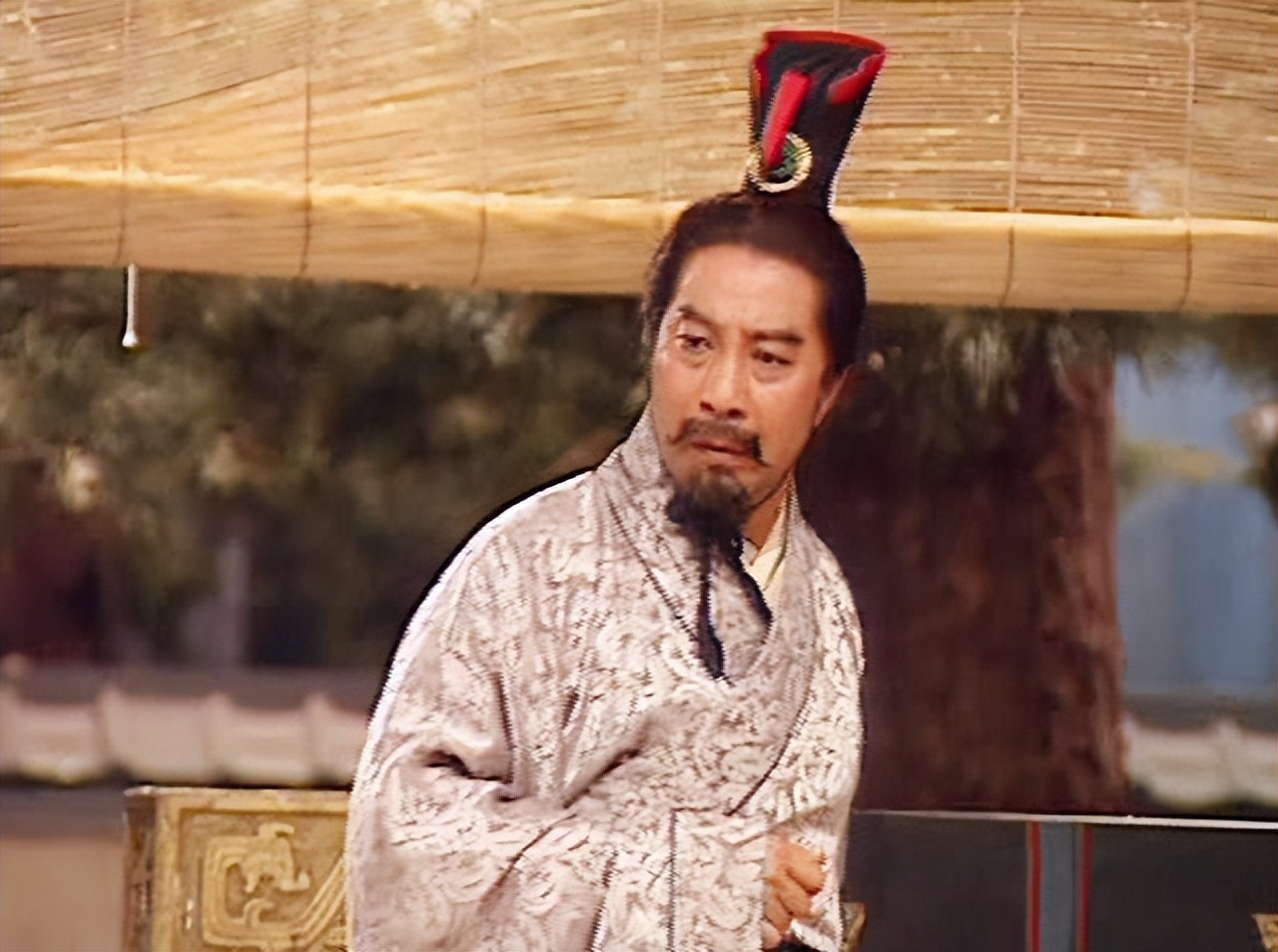 为什么说袁术是三国所有人的"爸爸"?