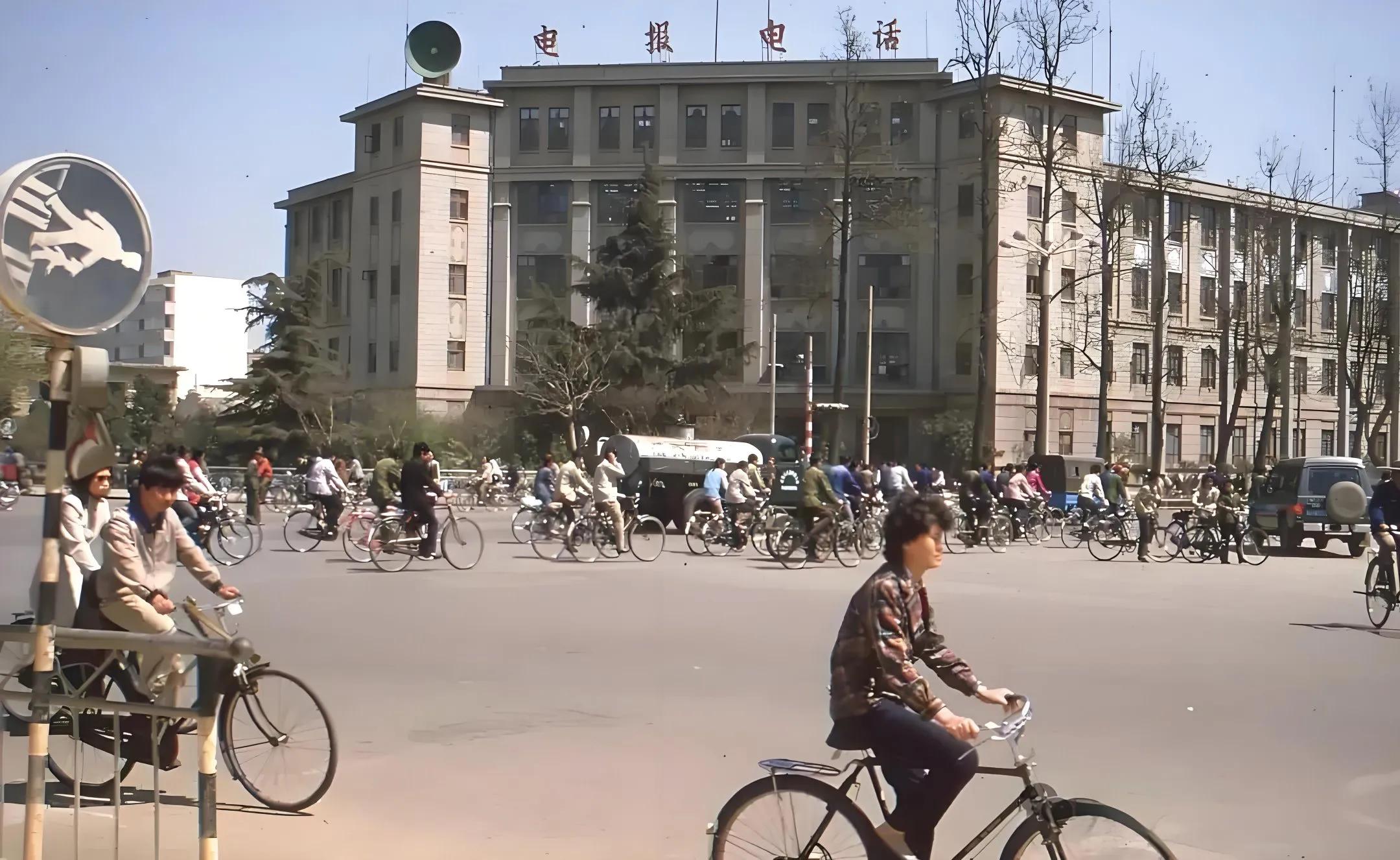 老城记忆:一组昆明上世纪八十年代老照片