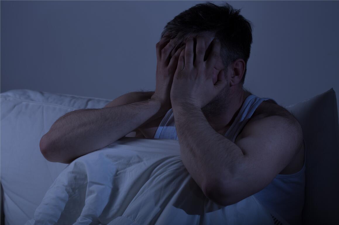 半夜惊醒是"心火"作祟?一盒酸枣仁中成药,助力一觉睡到天亮!