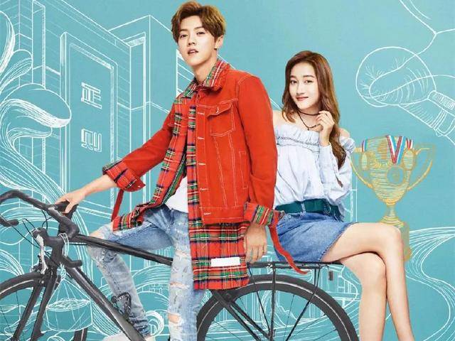 当顶流偶像遇上国民闺女,爱情能否承受流量与舆论的双重暴击?