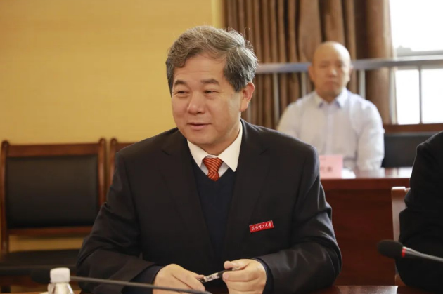 昆明理工大学与附属医院举行年度校院会商暨教授聘任仪式
