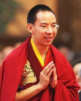 90后大活佛,十一世班禅额尔德尼·确吉杰布,如今成这样了