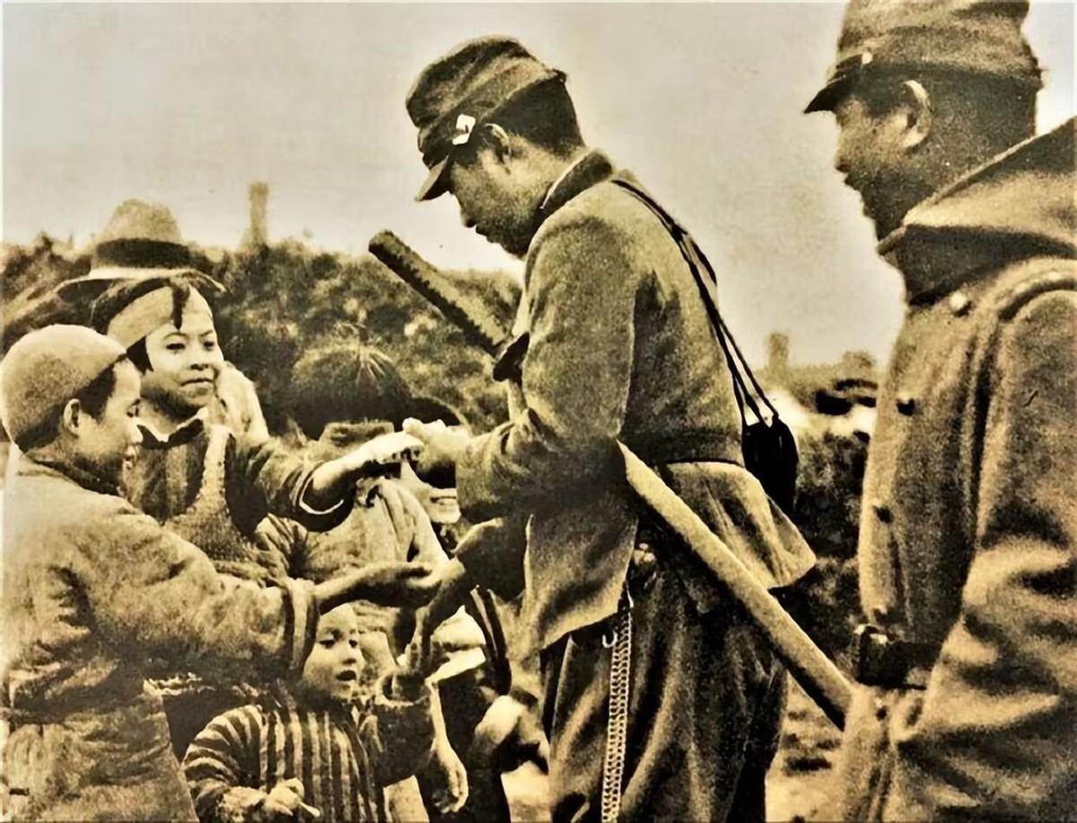 1937年,一位日本兵在日记中,记录下了与中国老百姓的真实生活