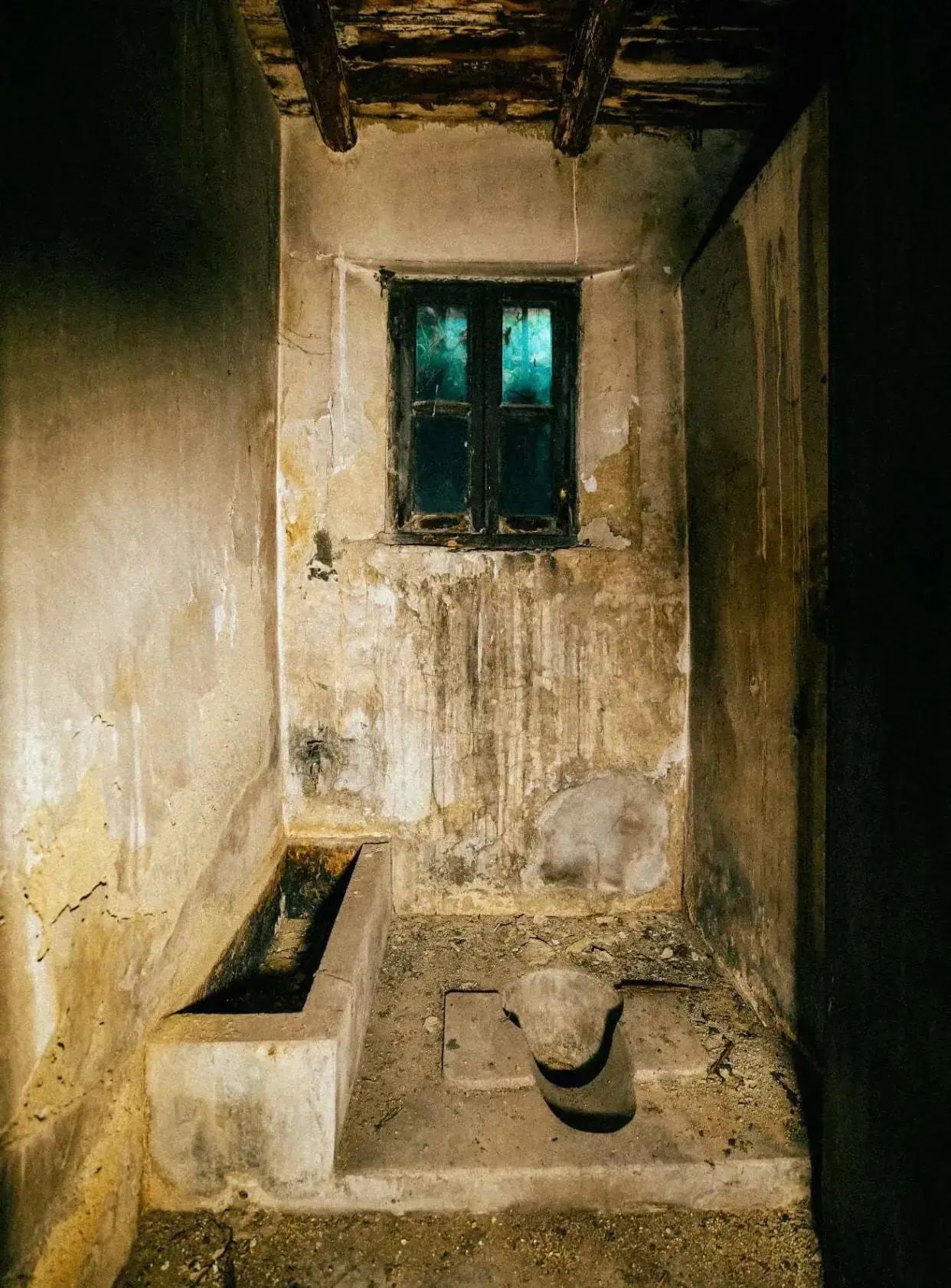 香港第一鬼屋筱庐:荒废豪宅深夜传出打麻将声?有人花6500万买入