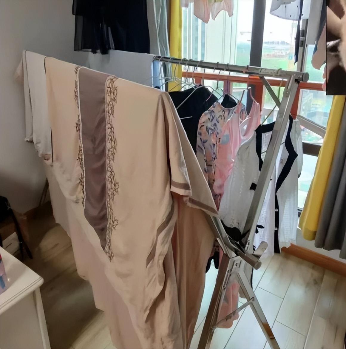 这样"晾衣服",就等着生病吧!真不是迷信,很多家庭都做错了