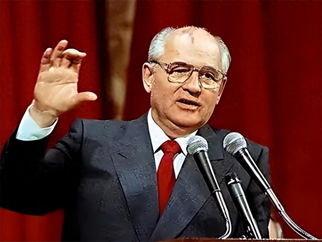 红色苏联是世界上第一个社会主义国家,在社会主义发展道路上勇敢探索