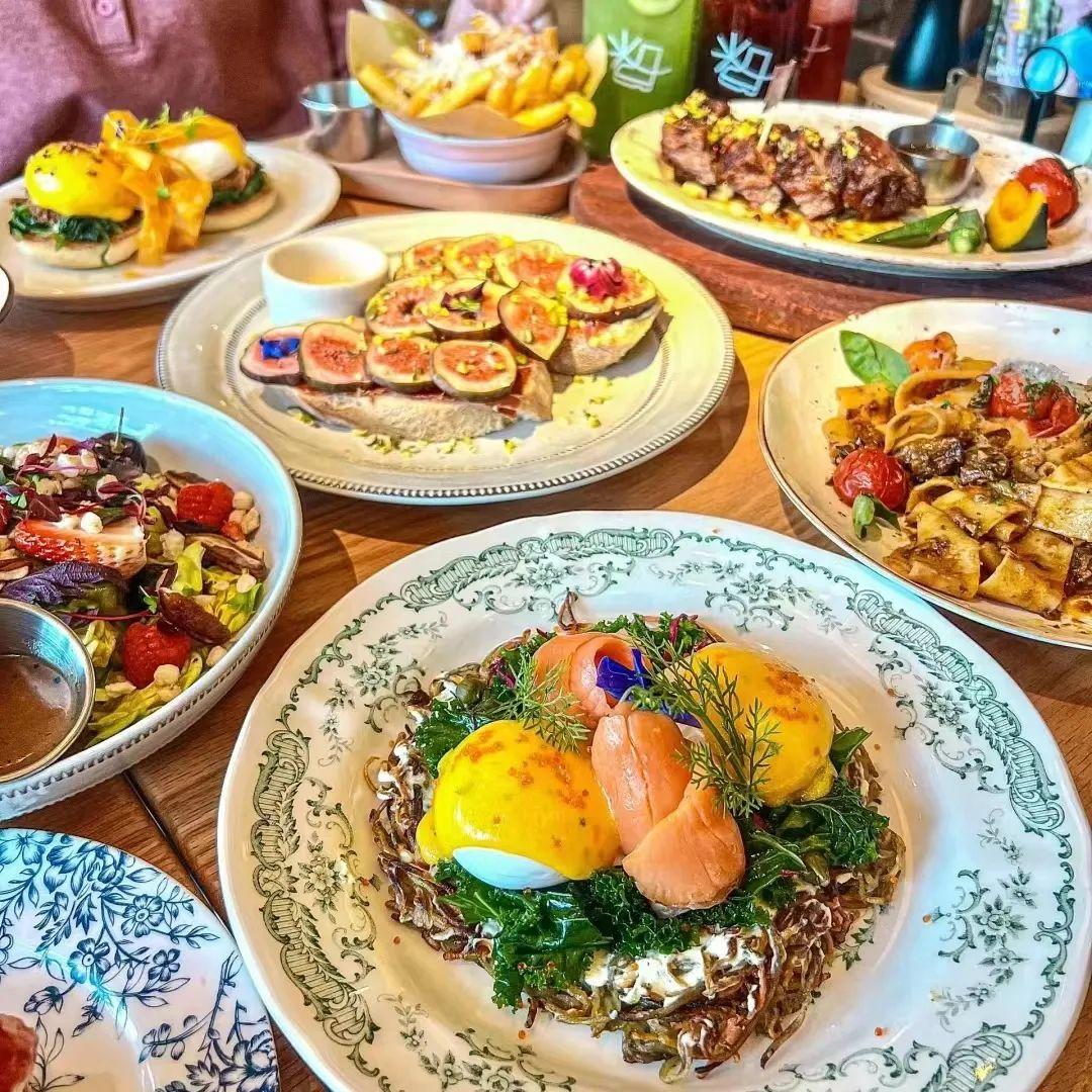 晒美食发朋友圈的高级感文案,充满烟火气