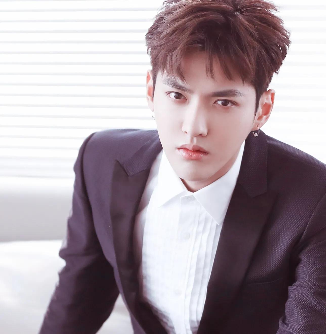 回顾:吴亦凡进去了霍尊凉了张哲瀚封杀,娱乐圈还敢藏"垃圾"吗