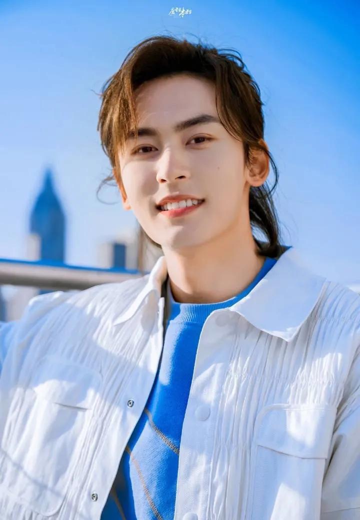 回顾:吴亦凡进去了霍尊凉了张哲瀚封杀,娱乐圈还敢藏"垃圾"吗