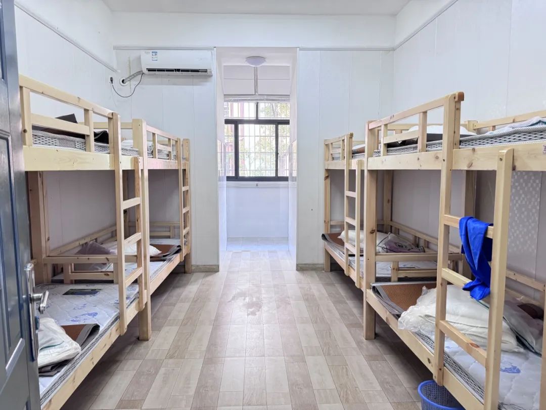 为什么选择长沙市弘文高级中学?民办高中数据对比下的卓越选择