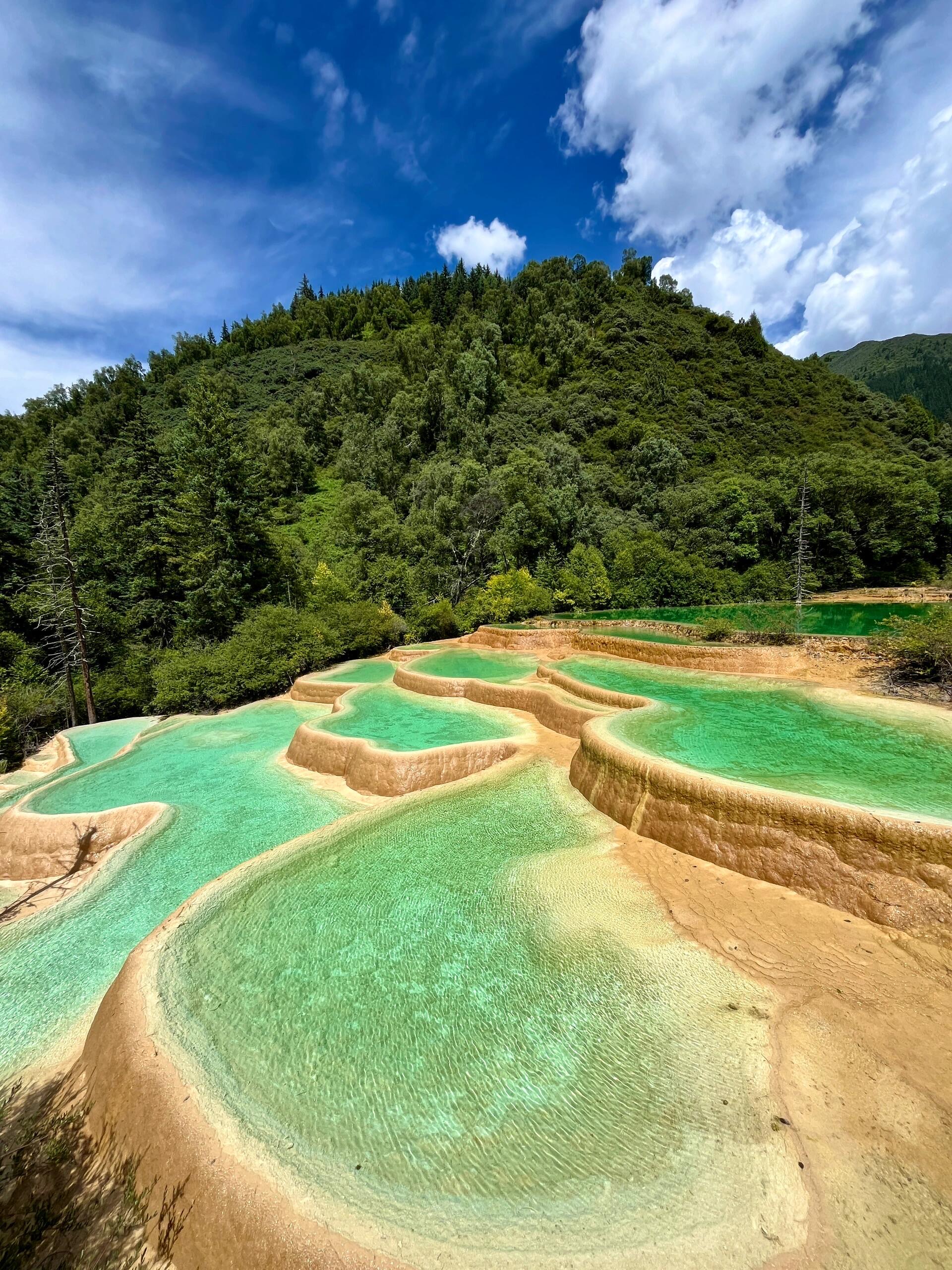 别去挤老君山,九寨沟了!这里水景美过九寨,颜值赛过老君山