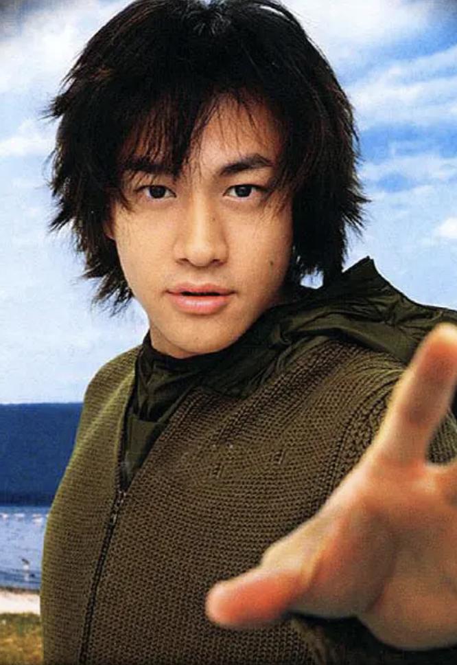 回顾:何润东的谦逊人生,和他生命中深爱的一个女人