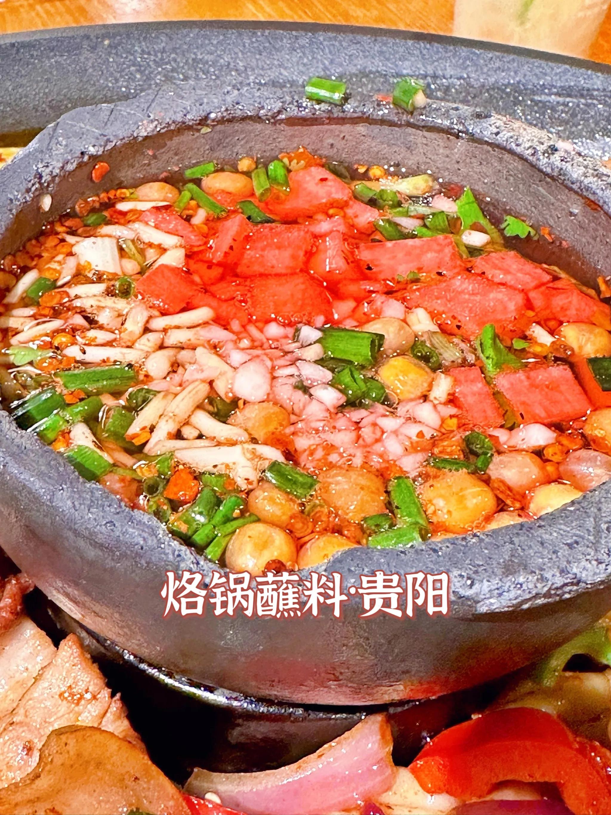 肠旺面肥肠+血旺+脆哨红油汤底面条筋道