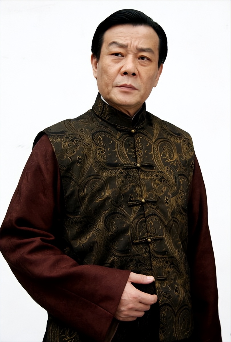 回顾寇世勋:一妻一妾楼上楼下住,生活27年,晚年却说后悔了