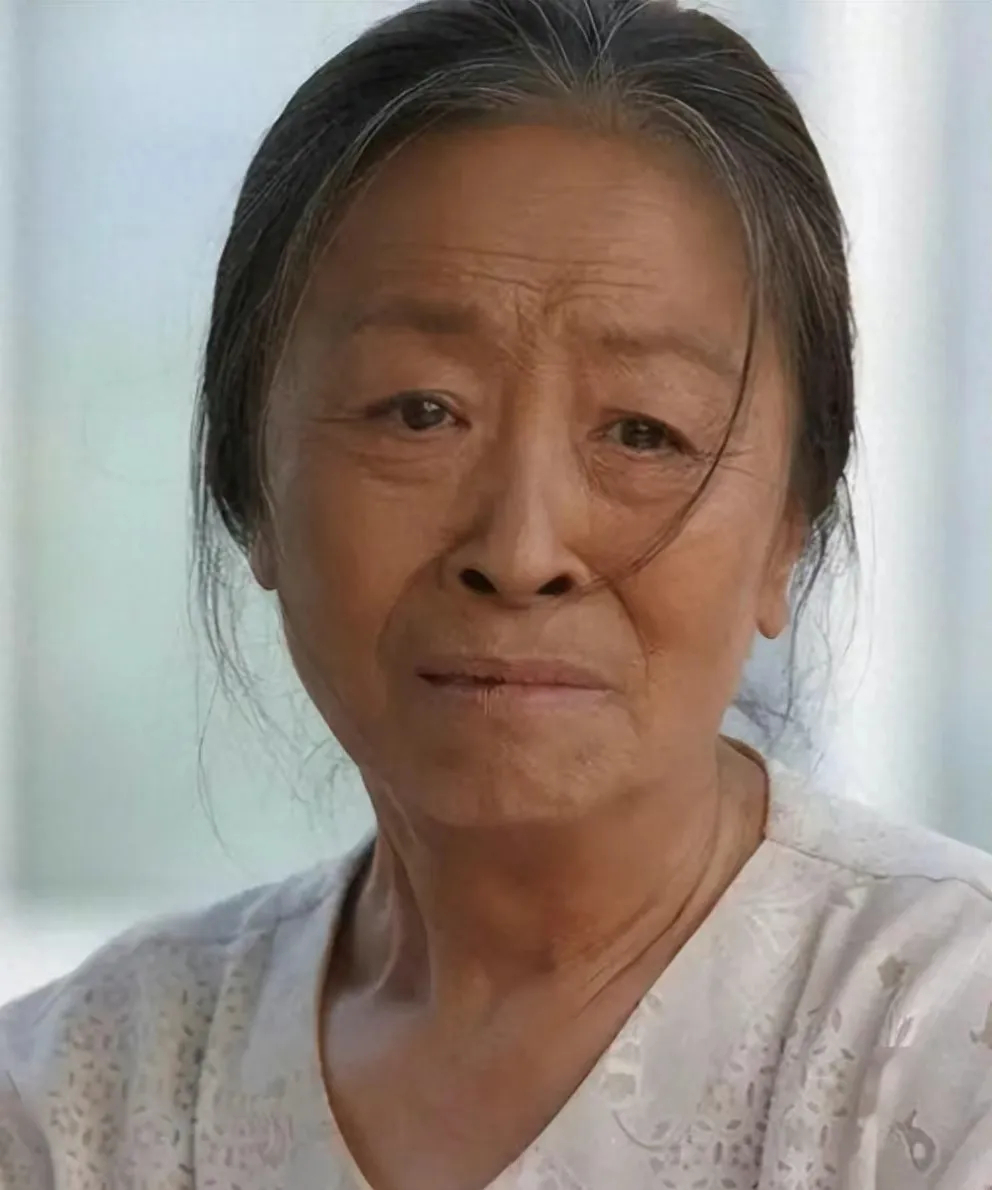 图片阴毒的老女丑星丑娘短剧的图片丑星女老年演员是谁张少华图片丑娘