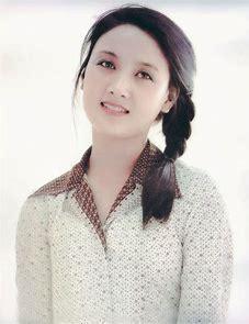 回顾张国立:前任离婚后不再生育,让邓婕养狗,为儿子张默操碎心