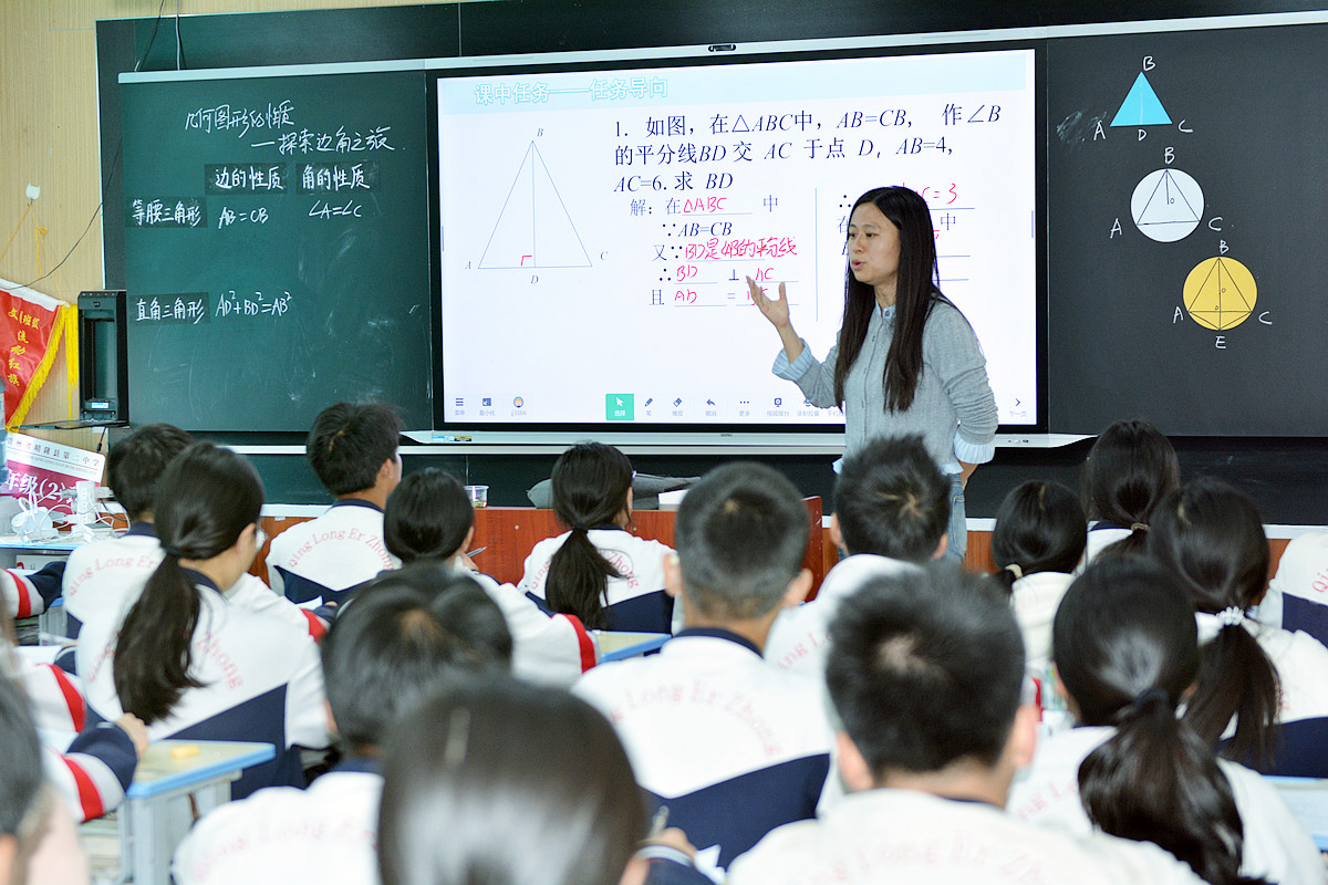 —贵阳市第十四中学,晴隆县第二中学开展中考备考