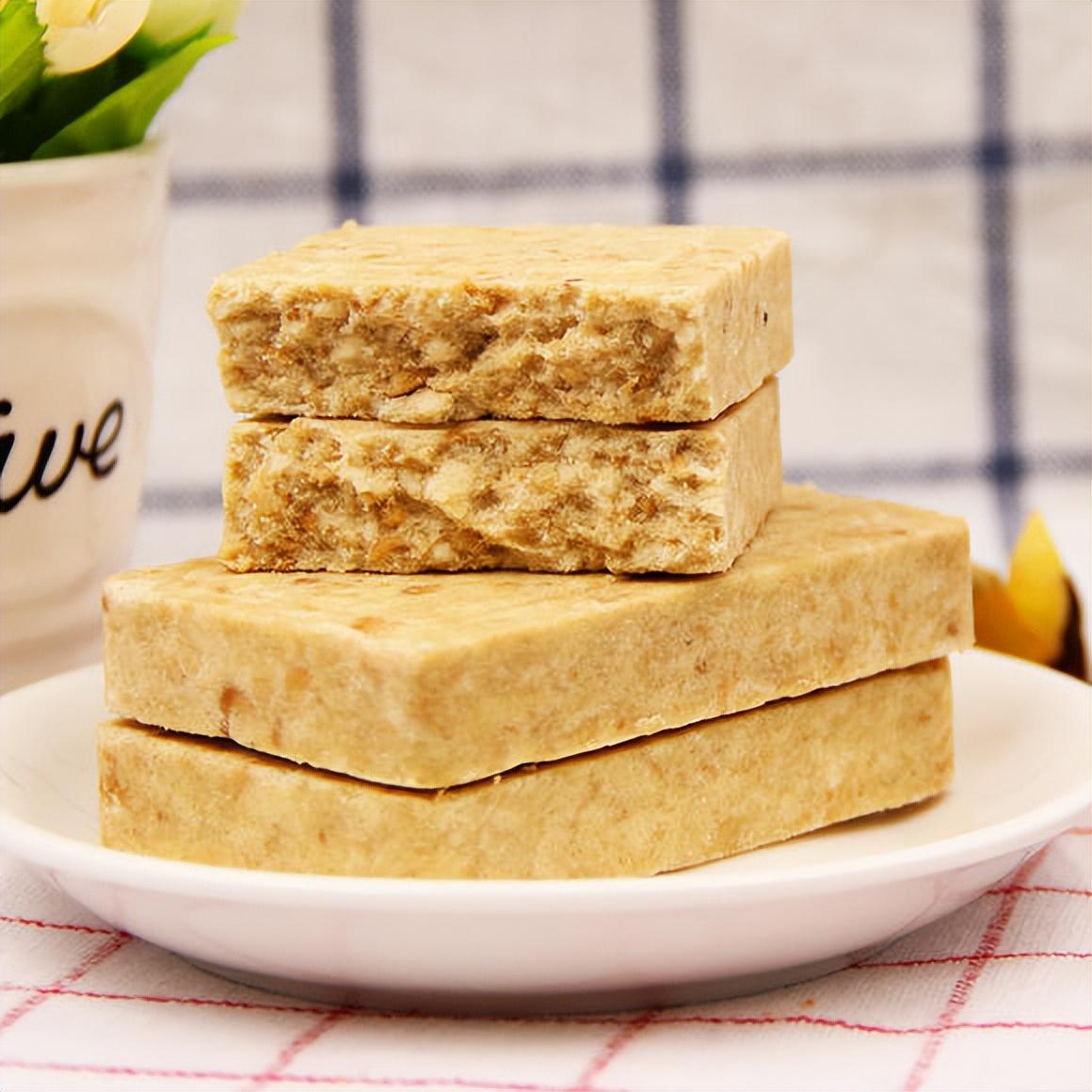 什么牌子压缩饼干好吃?这5款放心入,麦香浓郁,户外,应急必备