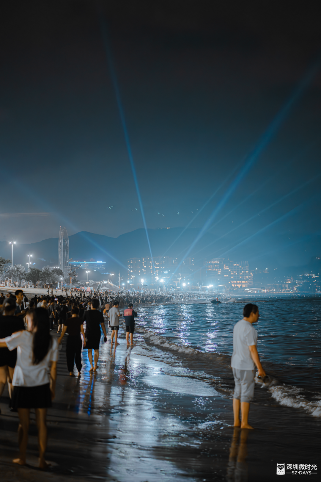 大梅沙「蓝眼泪」爆发,地铁直达的梦幻,今晚还有!