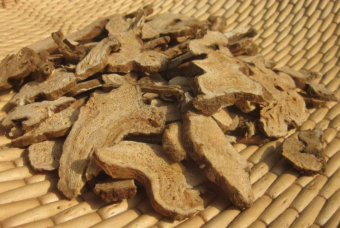 萎缩性胃炎的根源,说到底是脾胃虚弱,胃阴不足引起的