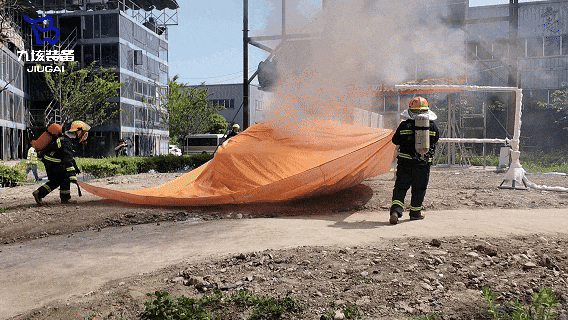 四川消防研究所与京储科技真车燃烧场景化联合测试圆满成功-有驾