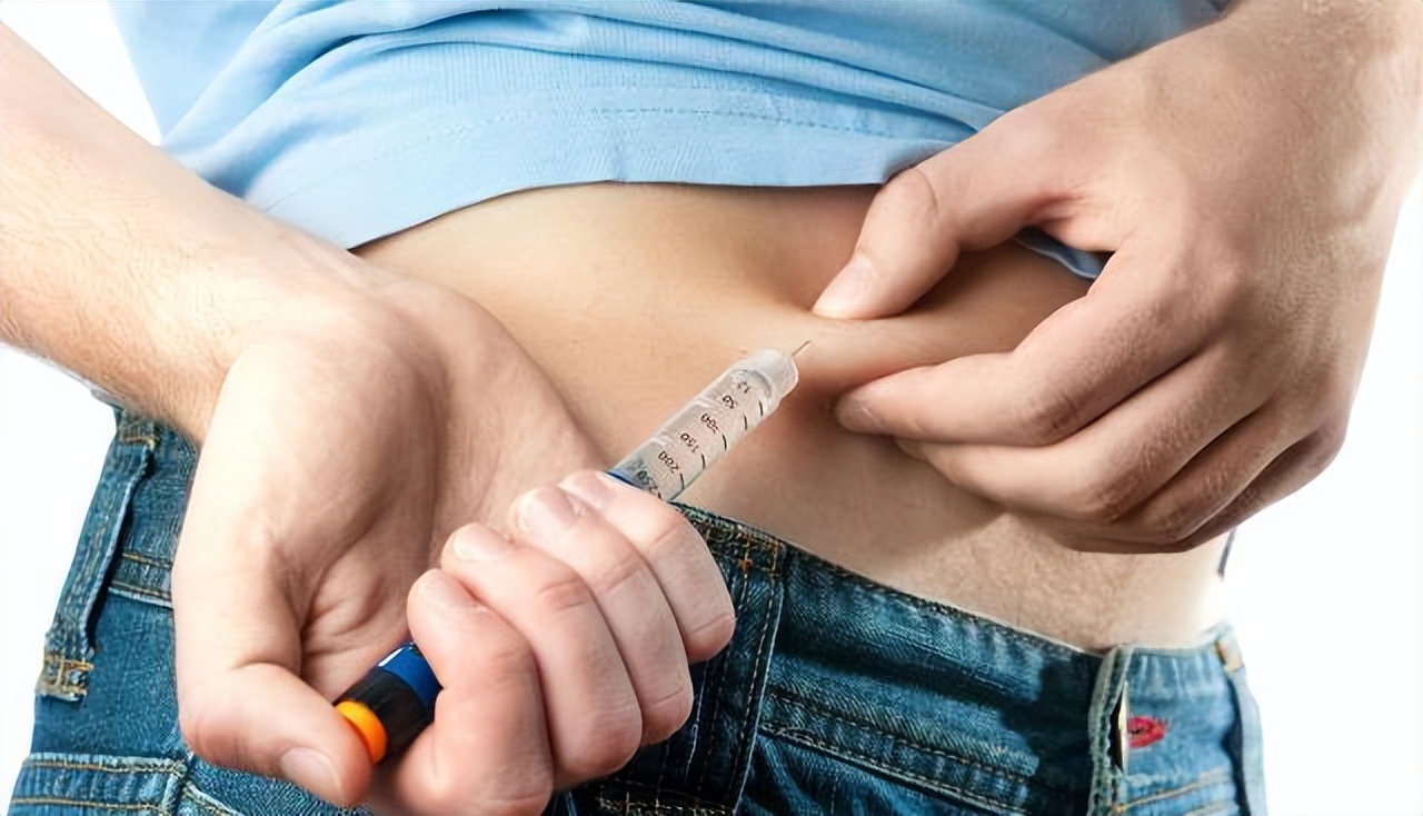 糖尿病人如何正确地保存,注射胰岛素?医生手把手教你,别再用错