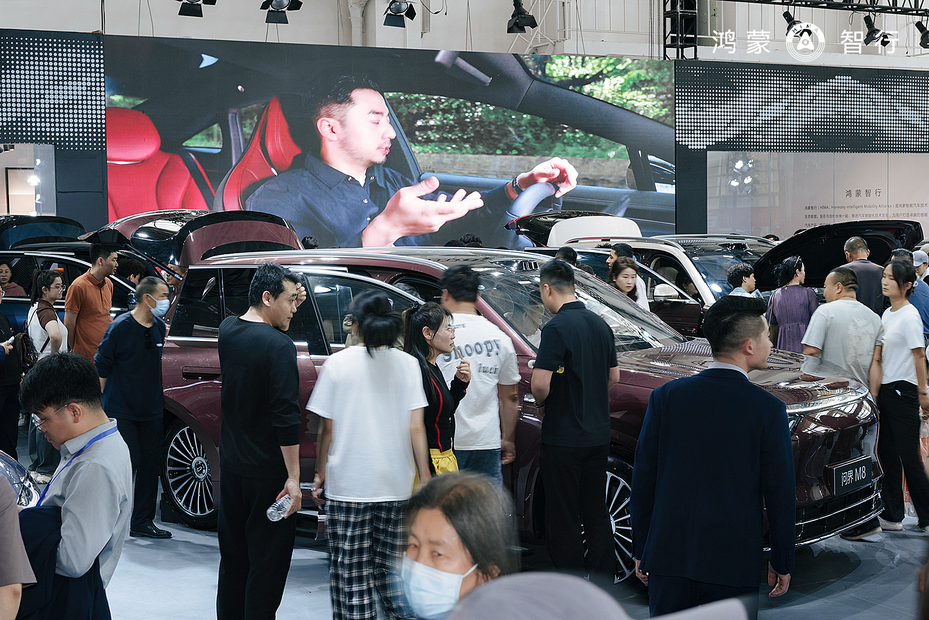 五一银川车展 国产新能源汽车受青睐