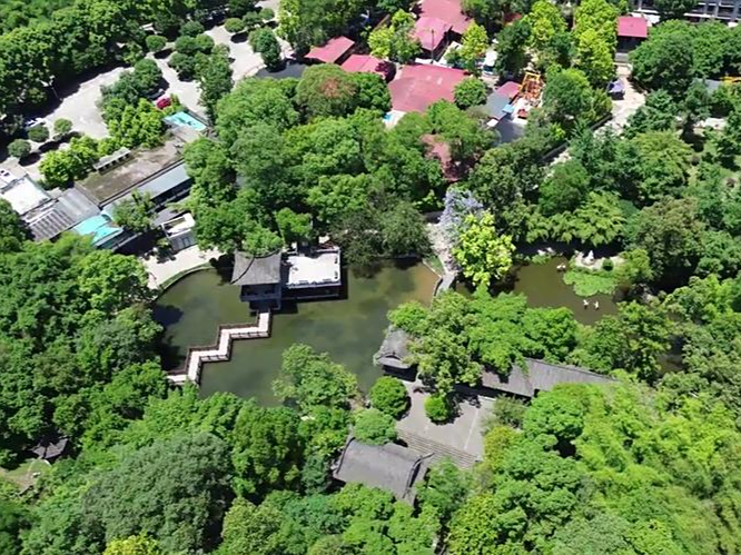 想出去玩家乡不允许# 宜宾流杯池公园:这是有900多年历史的地方,也是