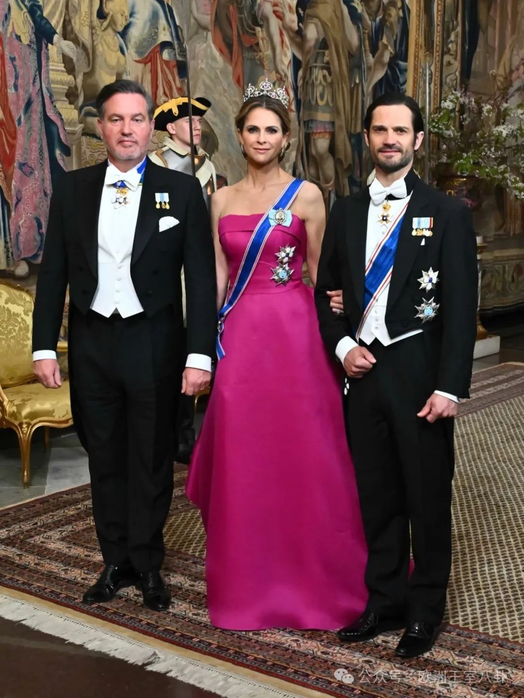 颜值和好发型能拯救丑王冠