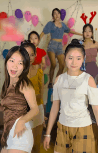 2020年,老挝女孩一笑走红,父亲:以后想娶她,要2辆本田摩托车-有驾 2020年,老挝女孩一笑走红,父亲:以后想娶她,要2辆本田摩托车-有驾