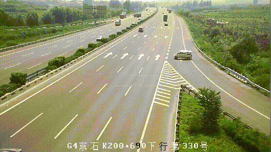 高速公路预见性变道策略,右转出口复杂路况判断思路全解析-有驾 高速公路预见性变道策略,右转出口复杂路况判断思路全解析-有驾