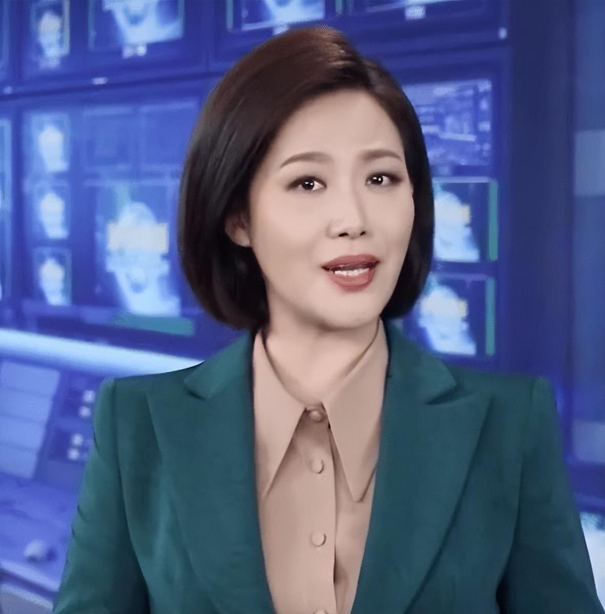 郑丽30岁嫁非娱乐圈人士37岁生子46岁主持《新闻联播》