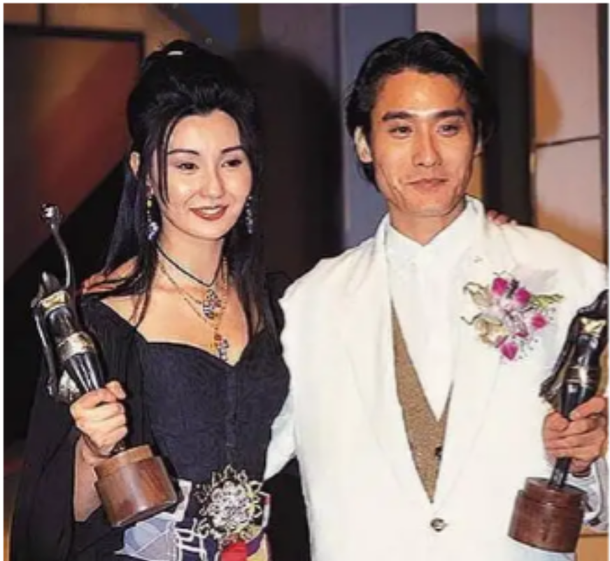 1992年,拍完《新龙门客栈》,已婚梁家辉对张曼玉说:"我们以后就不要再