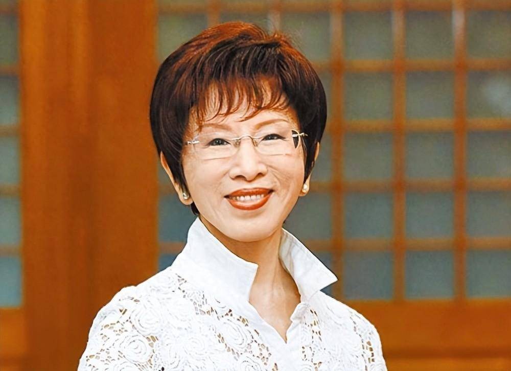 台湾统一后,应该由谁来担任首届台湾特别行政区行政长官