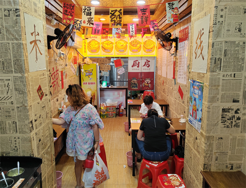 店铺转让:纳溪李子林30平米线店转让