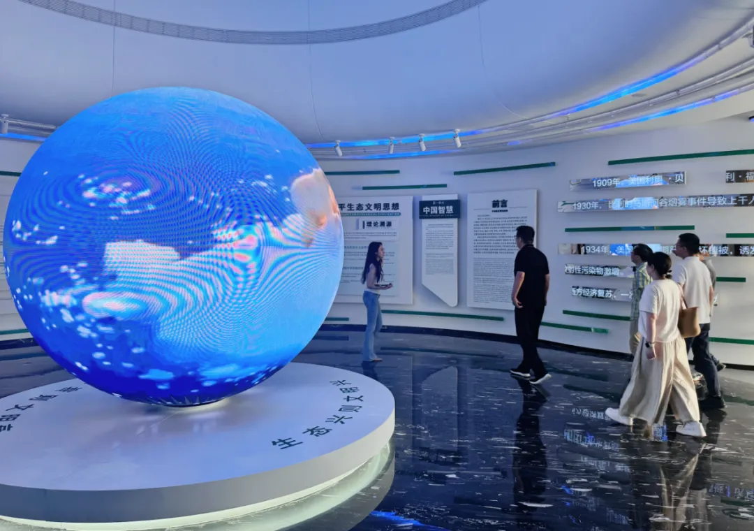 上乔教育党员赴成都生态文明建设主题展馆初心馆学习参观