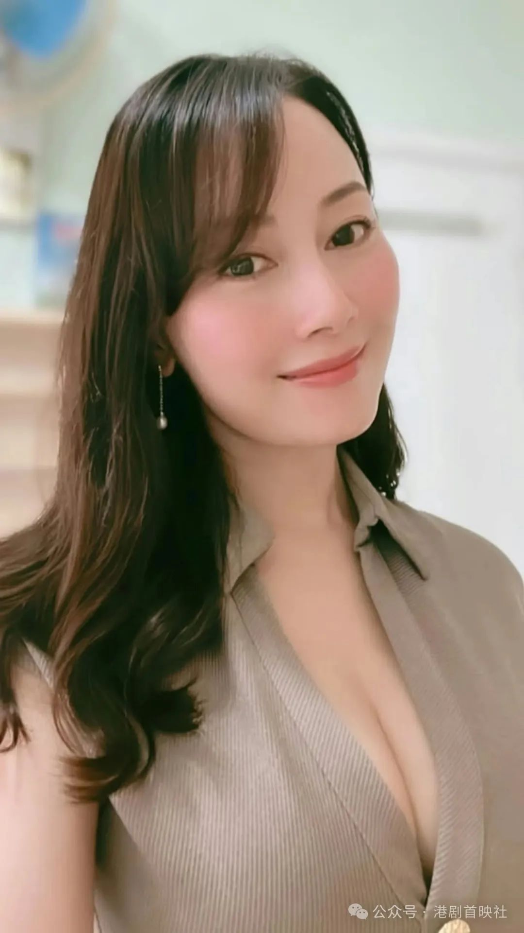 袁嘉敏到高级私人会所过"520",会籍6位数私隐度极高