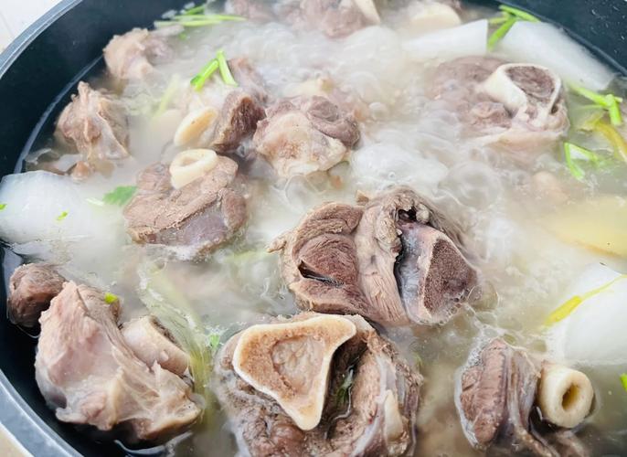 羊骨头汤的多样养生做法,暖身又滋补