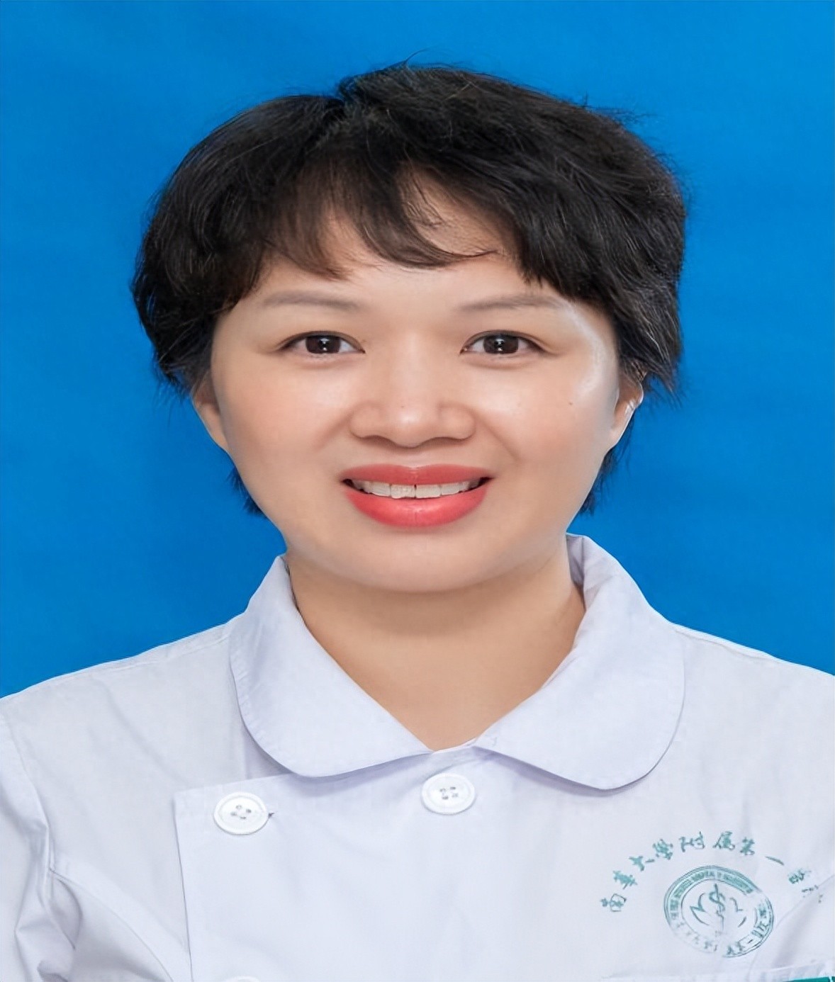 衡阳"最美护士长"俞芳:以专业与温度守护生命人物简介俞芳,南华大学