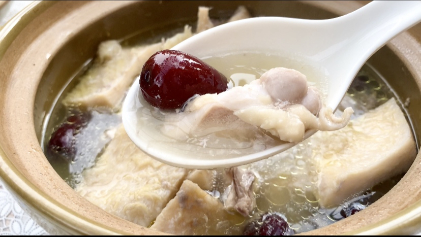 广东榴莲白瓤煲鸡汤,好喝又营养!