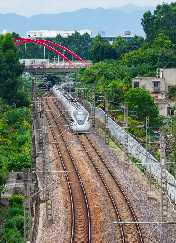 世界顶尖技术国家分布:= 1. 人工智能:中国,美国 2