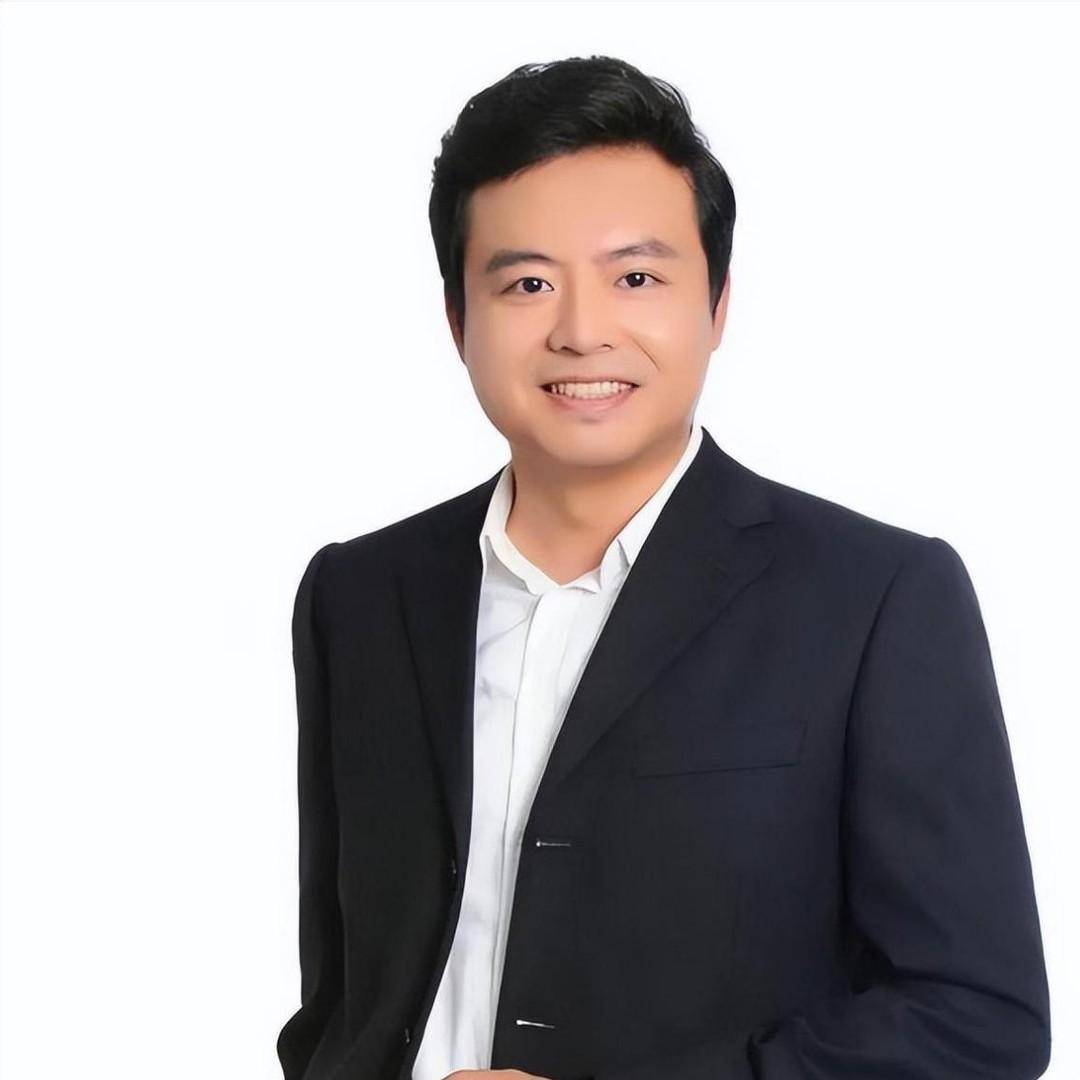 高考历史第一篇满分作文《赤兔之死》作者蒋昕捷,如今怎么样了?