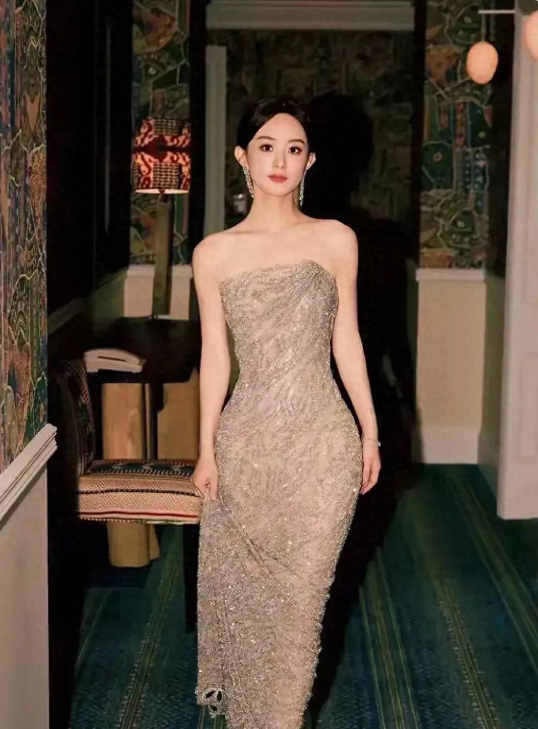 微博赵丽颖红毯礼服女明星高定美到极致的女子赵丽颖缺席vogue红毯