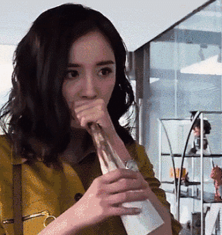 大幂幂，被恶搞了吗？（GIF）