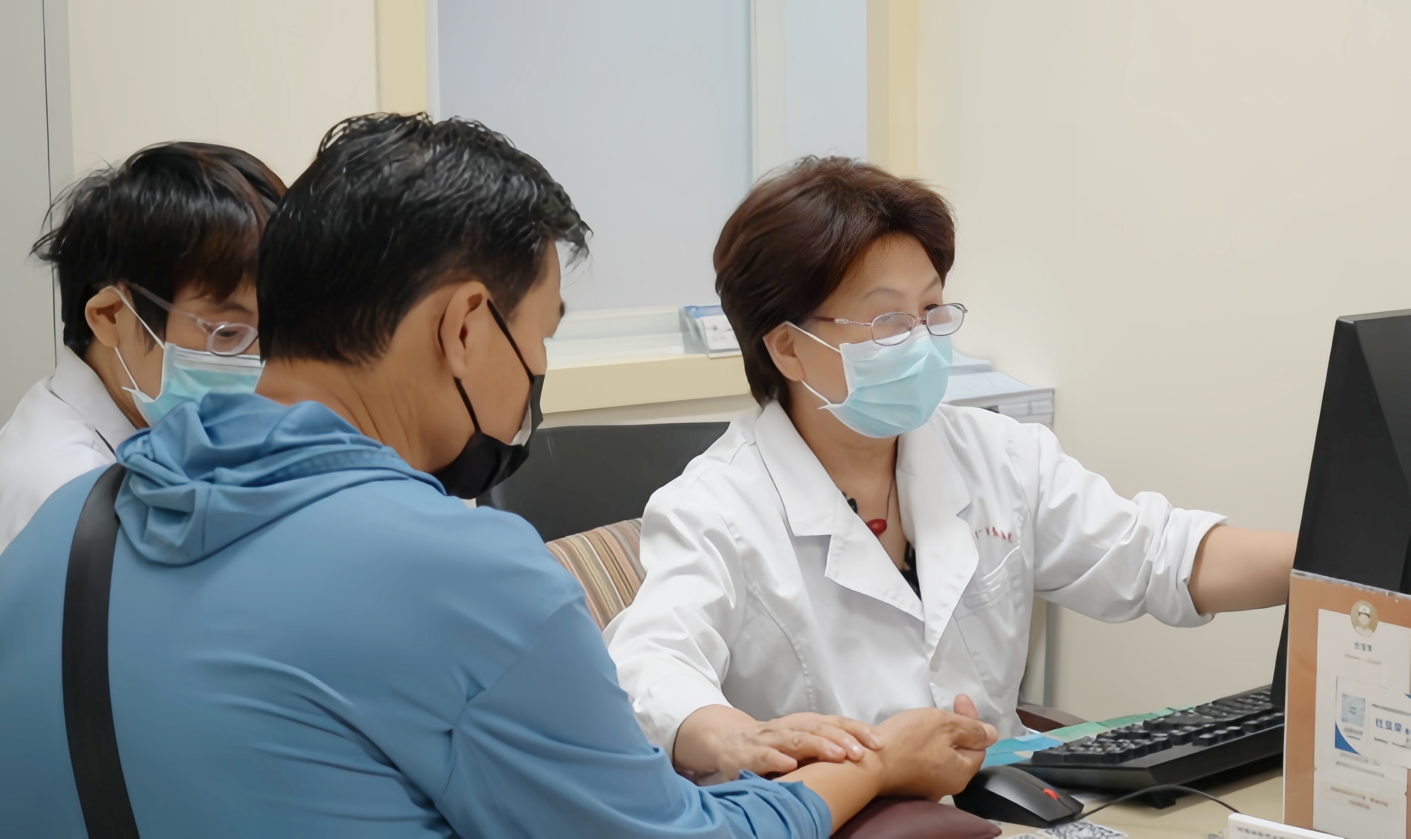 中日友好医院代诊挂号服务慢病定期健康随访，病情管控不放松的简单介绍