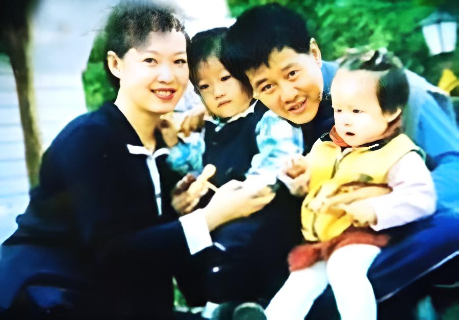 回顾赵玉芳:倒贴300万下嫁穷小伙,结婚15年被丈夫宠成宝