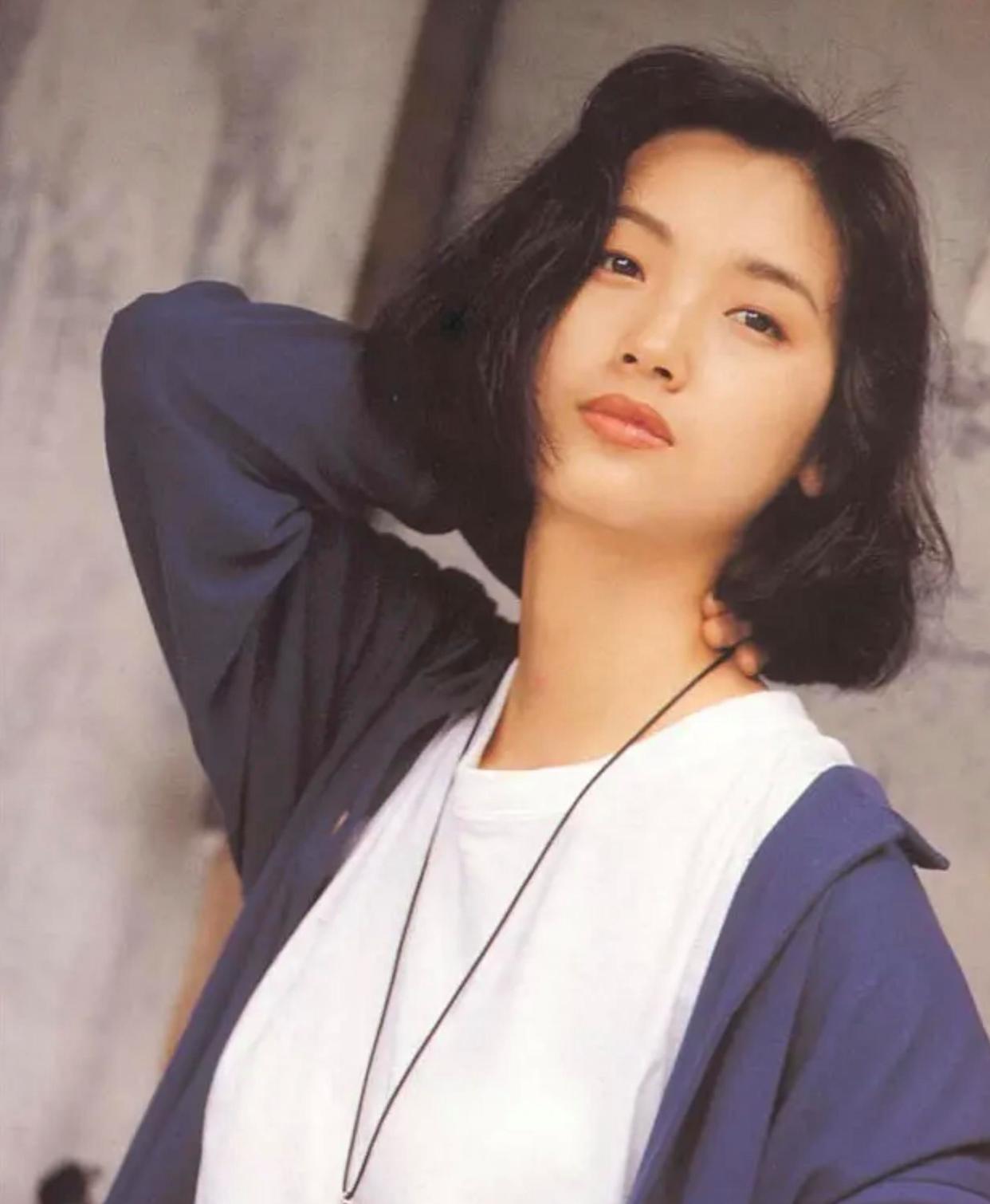 回顾神秘吴倩莲:退出娱乐圈后不见踪影,这些年到底去哪了