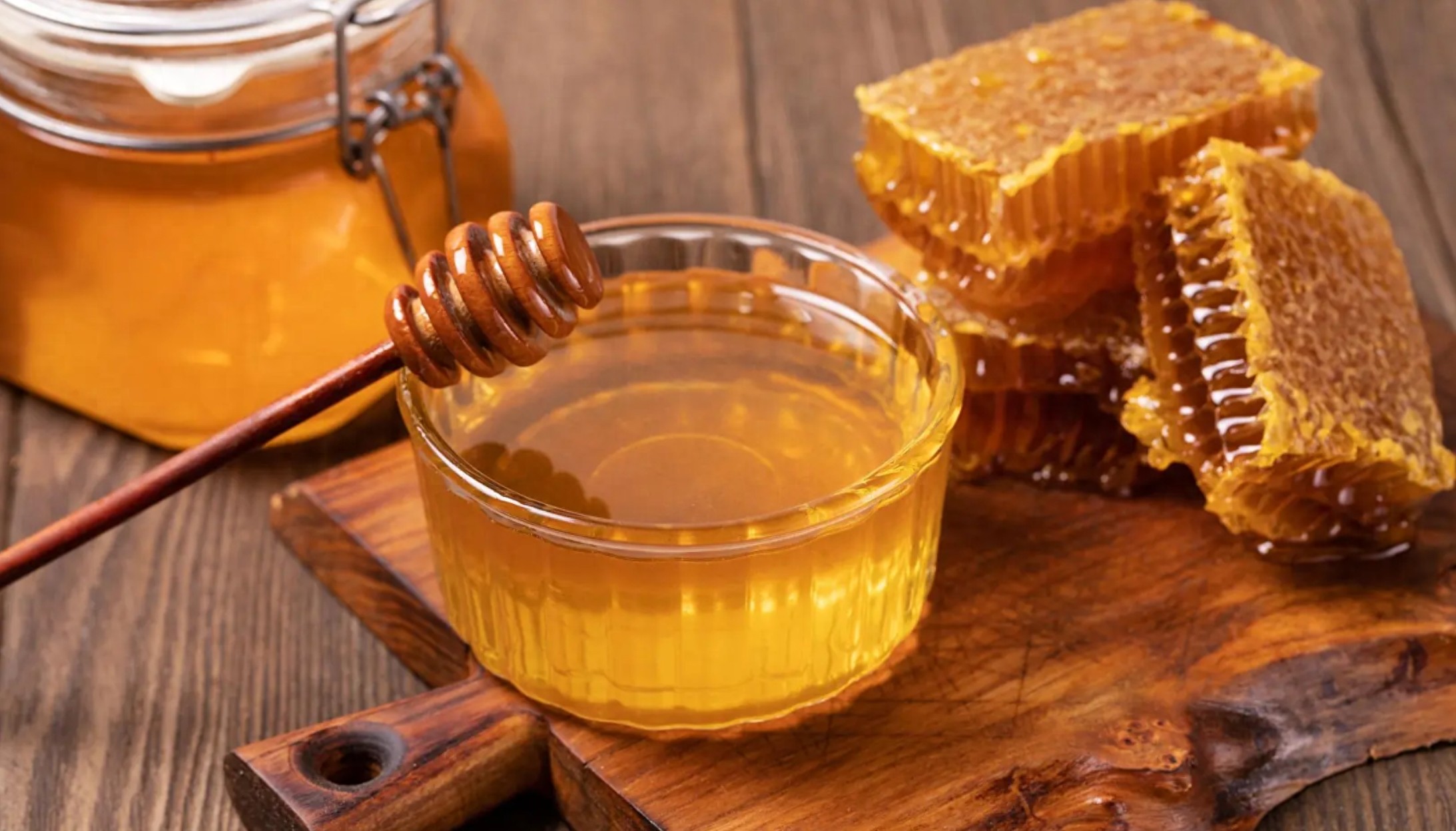 蜂蜜简单吃法(蜂蜜吃法做法大全集) 蜂蜜简单吃法(蜂蜜吃法做法大全集)