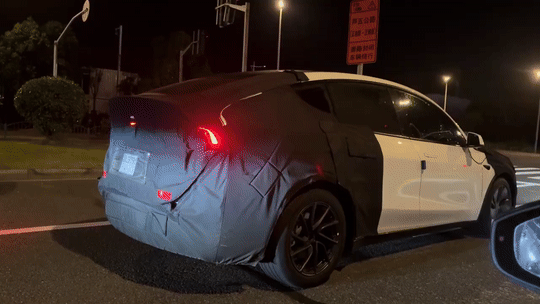 特斯拉 Model Y L 详细参数曝光，预计售价 40 万元-有驾